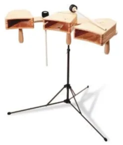 Campane di legno con supporto