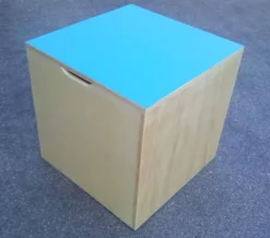 Cubo propriocettivo misura 40x40x40 cm. in legno