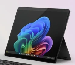 Microsoft Surface Pro 11 Copilot+ PC 13" Snapdragon Plus X 16GB/SSD512GB WIN11PRO - Nero