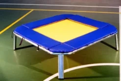 Trampolino elastico fisso completo di imbottitura